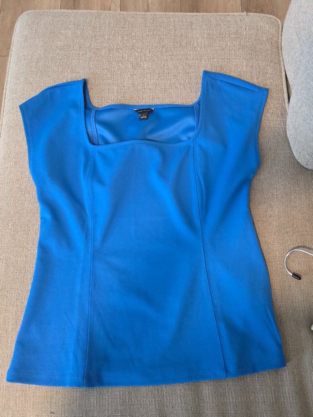 Ann Taylor sky blue Square Neck Tank Top small